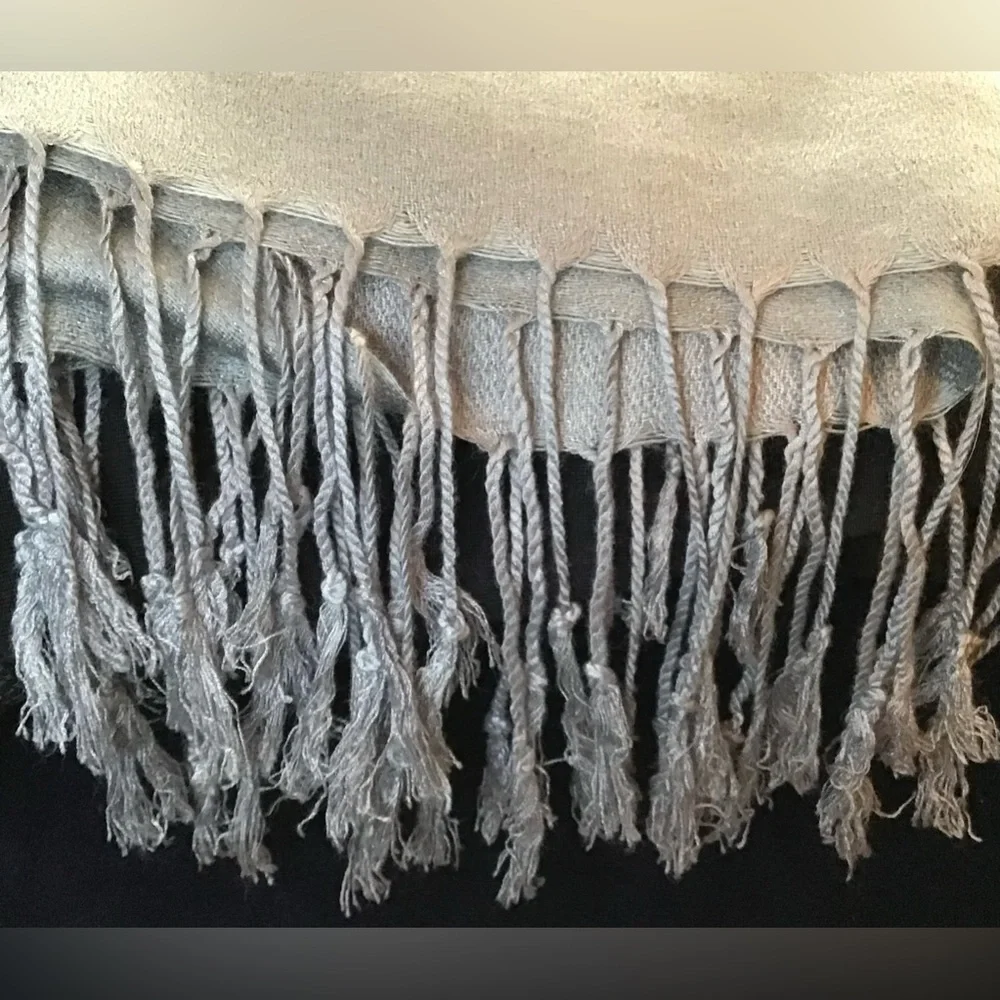 Pashmina wrap - Picture 2 of 5